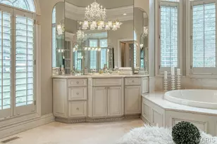 1103 Highland Pointe Dr, Town and Country, MO 63131 - Photo 37