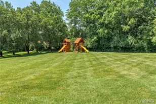 1103 Highland Pointe Dr, Town and Country, MO 63131 - Photo 7