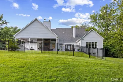 4 Colonial Hills Drive, Creve Coeur, MO 63141 - Photo 23