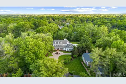 4 Colonial Hills Drive, Creve Coeur, MO 63141 - Photo 5