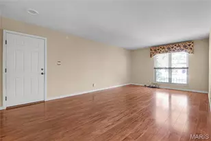 10364 Forest Brook Ln, Saint Louis, MO 63146 - Photo 3