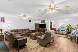 345 Robin Ln, Saint Clair, MO 63077 - Photo 19