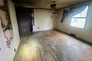 7497 Rowles Ave, Saint Louis, MO 63135 - Photo 3