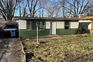 7497 Rowles Ave, Saint Louis, MO 63135 - Photo 1