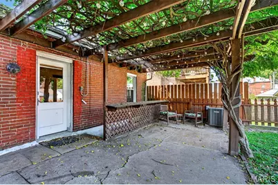 2330 Arkansas Avenue, Saint Louis, MO 63104 - Photo 33