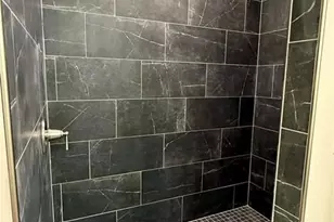 205 E Larkspur Ct, Hannibal, MO 63401 - Photo 11