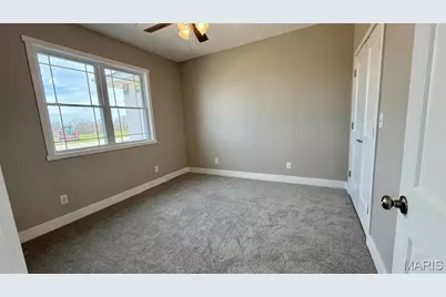 205 E Larkspur Ct, Hannibal, MO 63401 - Photo 15