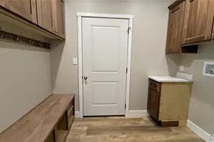 205 E Larkspur Ct, Hannibal, MO 63401 - Photo 15