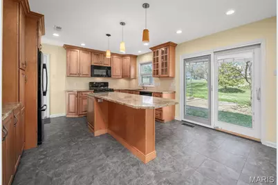 10465 Gregory Court, Saint Louis, MO 63128 - Photo 17