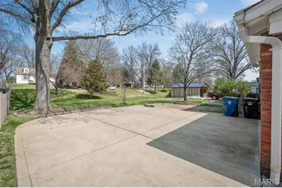 10465 Gregory Court, Saint Louis, MO 63128 - Photo 35