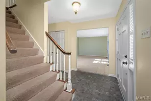 10465 Gregory Ct, Saint Louis, MO 63128 - Photo 5