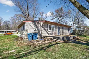 4426 Treadway Ln, Saint Louis, MO 63134 - Photo 7