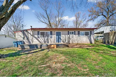 4426 Treadway Lane, Saint Louis, MO 63134 - Photo 5
