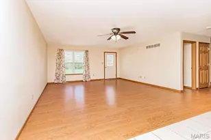 12728 Williamson Dr, De Soto, MO 63020 - Photo 7