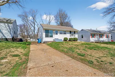 325 Lancashire Road, Saint Louis, MO 63137 - Photo 3