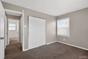 325 Lancashire Rd, Saint Louis, MO 63137 - Photo 23