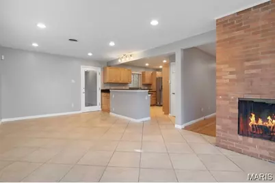 8408 Louwen Drive, Ladue, MO 63124 - Photo 9