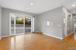 8408 Louwen Dr, Ladue, MO 63124 - Photo 7