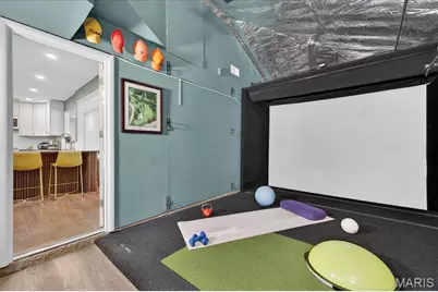 128 Embassy Lane, Saint Louis, MO 63122 - Photo 17