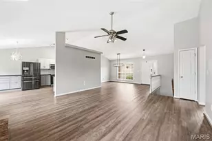 3204 Post Walk Ct, O'Fallon, MO 63368 - Photo 17