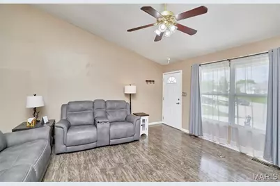 30 Spring Hill Circle, Wright City, MO 63390 - Photo 13
