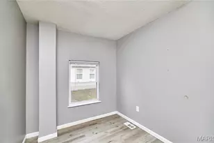 900 N Elm Ave, Webster Groves, MO 63119 - Photo 9