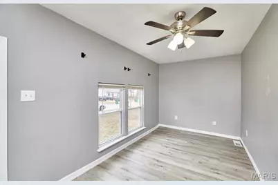 900 N Elm Avenue, Webster Groves, MO 63119 - Photo 3