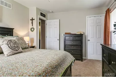 204 Lewis Street, Wentzville, MO 63385 - Photo 13