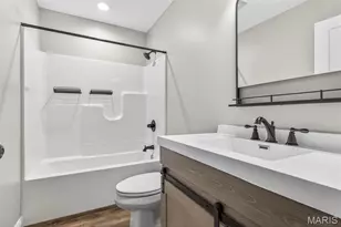 131 N Alexander St, Farmington, MO 63640 - Photo 23