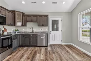 131 N Alexander St, Farmington, MO 63640 - Photo 11