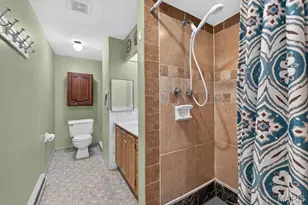 7 Springlake Ct, Ballwin, MO 63011 - Photo 37