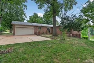 7 Springlake Ct, Ballwin, MO 63011 - Photo 47