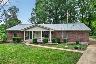 7 Springlake Ct, Ballwin, MO 63011 - Photo 1