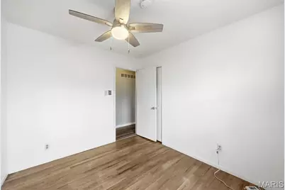 4905 Milsmar Drive, Saint Louis, MO 63128 - Photo 13