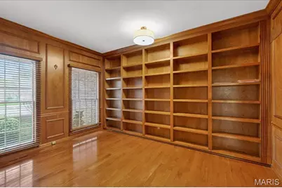 14033 Woods Mill Cove Drive, Chesterfield, MO 63017 - Photo 11