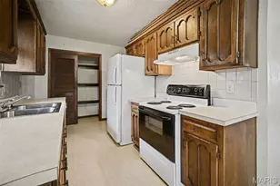 2401 Jackson Ct, House Springs, MO 64015 - Photo 7