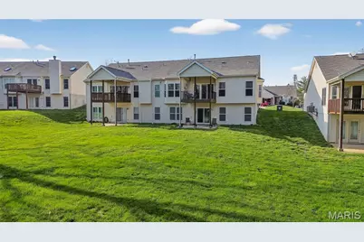 32 Turtle Creek Villas Drive #8L, O'Fallon, MO 63366 - Photo 33