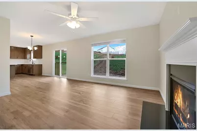 360 Winding Bluffs Court, Fenton, MO 63026 - Photo 9