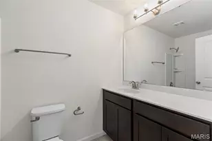 360 Winding Bluffs Ct, Fenton, MO 63026 - Photo 5