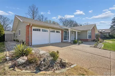 505 Glenmeadow Drive, Ballwin, MO 63011 - Photo 3