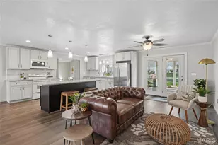 505 Glenmeadow Dr, Ballwin, MO 63011 - Photo 7