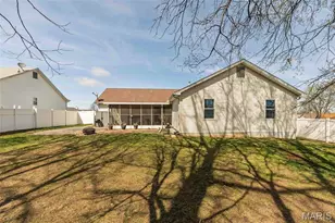 1428 Chambers Dr, O'Fallon, MO 63366 - Photo 37