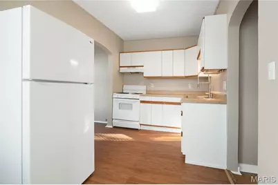 5700 Goener Avenue, Saint Louis, MO 63116 - Photo 5