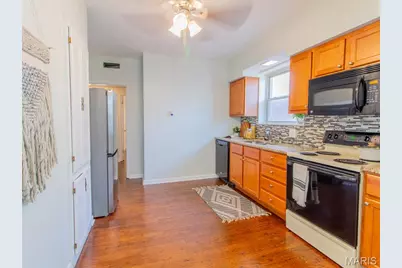 5036 Tholozan Avenue, Saint Louis, MO 63109 - Photo 7