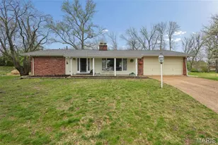 12725 Westport Dr, Saint Louis, MO 63146 - Photo 1