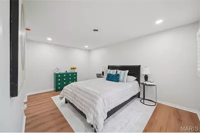 12725 Westport Drive, Saint Louis, MO 63146 - Photo 11