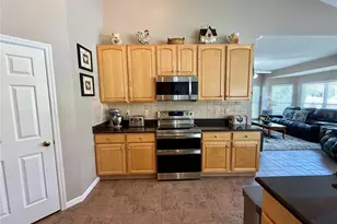 818 Summit Glen Ct, Fenton, MO 63026 - Photo 17