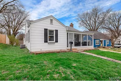 1915 McNair Place, Saint Charles, MO 63301 - Photo 3