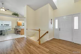 3121 Country Knoll Dr, Saint Charles, MO 63303 - Photo 9