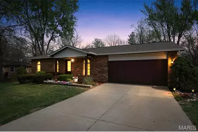 4452 Dantonaire Place, Saint Louis, MO 63128 - Photo 3